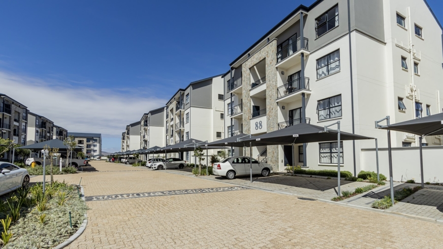 To Let 2 Bedroom Property for Rent in Sandown Western Cape